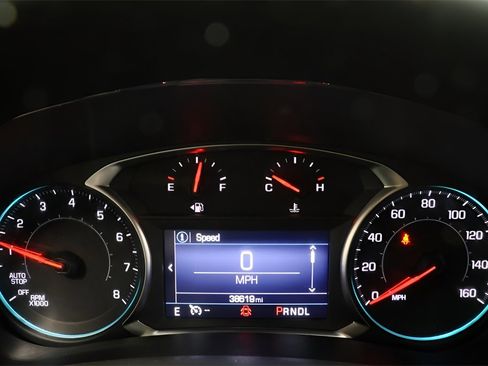 Used 2023 Chevrolet Equinox RS image 12