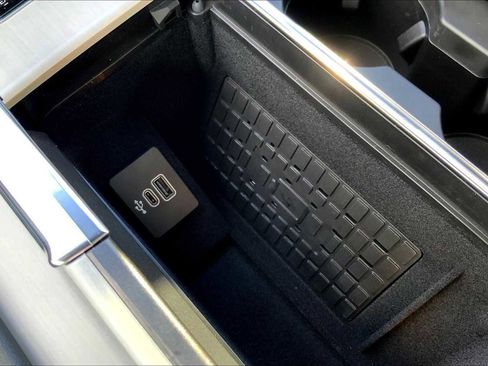 New 2025 Lincoln Navigator L Reserve w/ Jet Appearance Package image 18