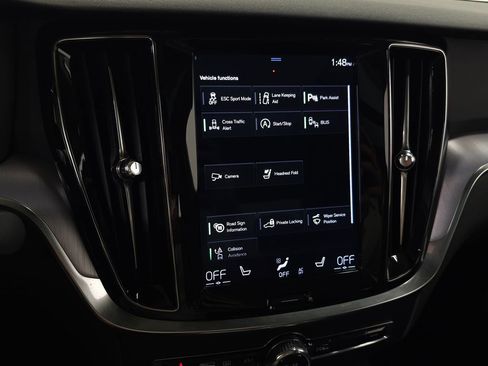 Used 2019 Volvo S60 T6 Momentum w/ Premium Package AWD/4WD image 24