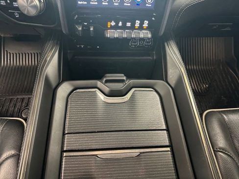 Used 2019 RAM 1500 Limited AWD/4WD image 17