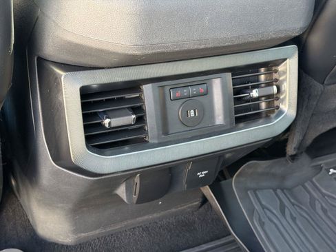 Used 2023 Ford F350 Platinum AWD/4WD image 21