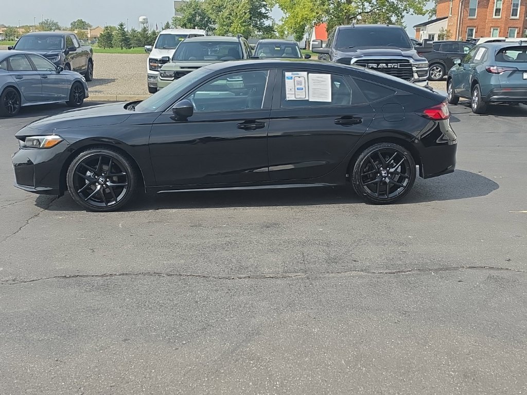 Used 2025 Honda Civic Sport image 4