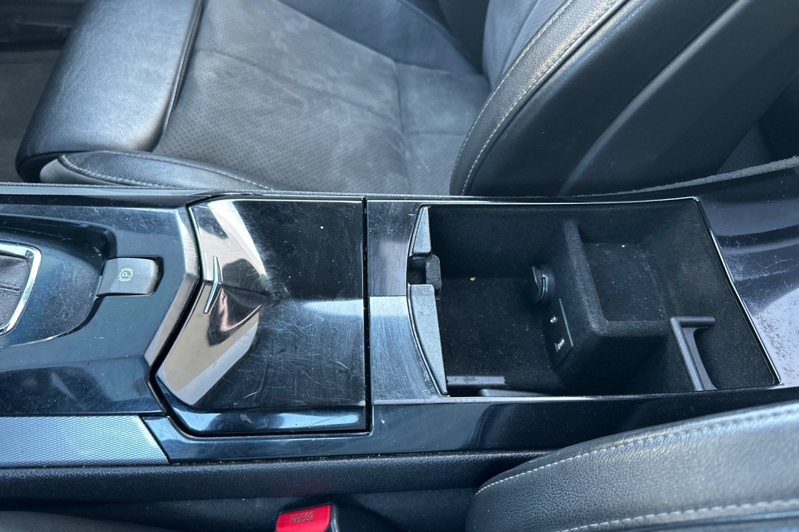 Used 2013 Cadillac CTS V RWD image 31