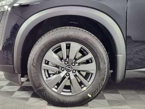 New 2026 Nissan Pathfinder SV image 15