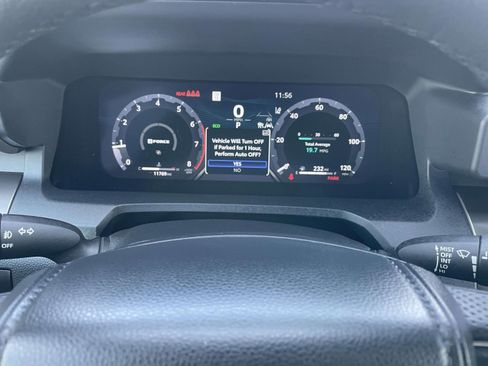 Used 2025 Toyota Tacoma TRD Sport image 28