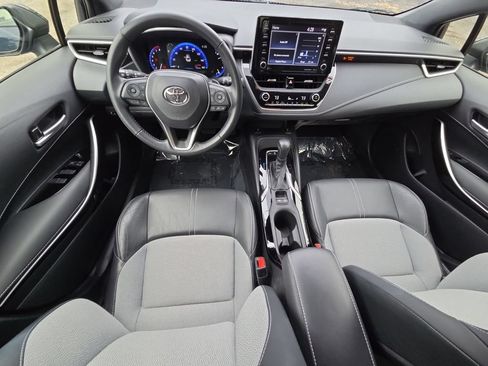 Used 2022 Toyota Corolla XSE FWD image 13