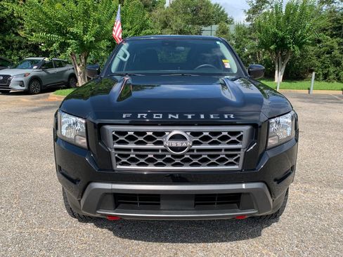 Used 2023 Nissan Frontier SV w/ Technology Package AWD/4WD image 3