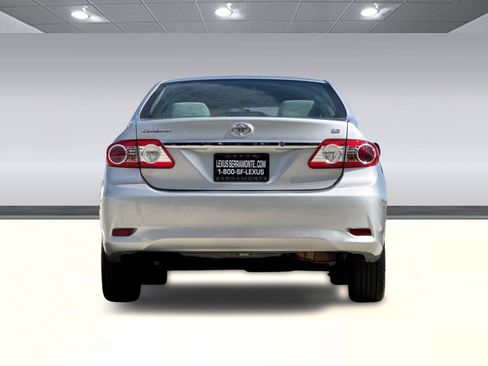 Used 2013 Toyota Corolla LE FWD image 9