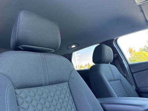 Used 2022 Chevrolet Blazer LT image 21