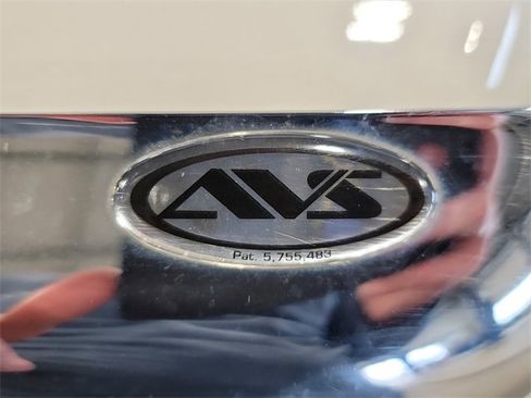 Used 2004 Ford F150 Lariat image 25