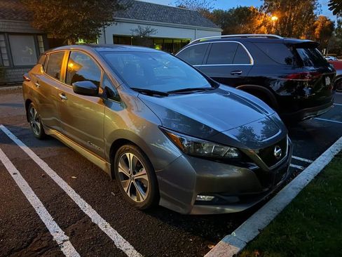 Used 2019 Nissan Leaf SV w/ Protection Package image 1