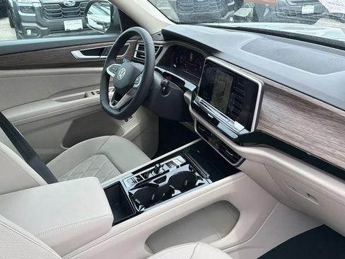 New 2026 Volkswagen Atlas SEL Premium R-Line AWD/4WD image 17