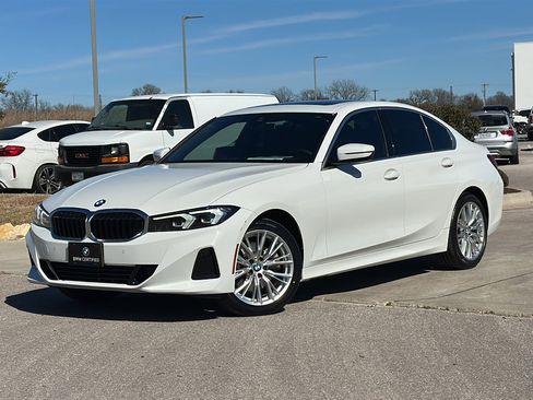 Certified 2024 BMW 330i Sedan w/ Convenience Package RWD image 2
