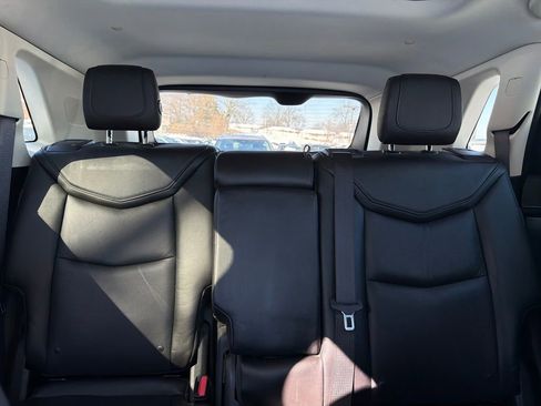 Used 2017 Cadillac XT5 Luxury w/ Driver Awareness Package image 32