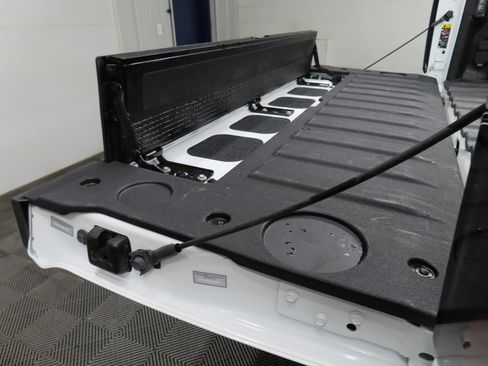 Used 2025 GMC Sierra 3500 AT4 w/ AT4 Premium Plus Package image 44