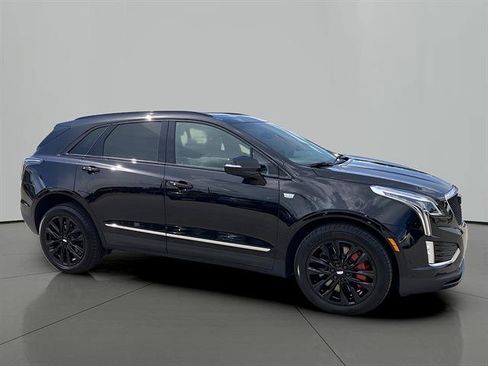 Certified 2023 Cadillac XT5 Sportv w/ Technology Package AWD/4WD image 6
