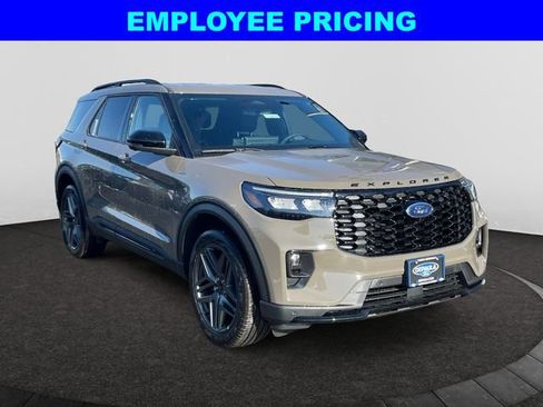 New 2026 Ford Explorer ST-Line w/ ST-Line Street Pack AWD/4WD image 7