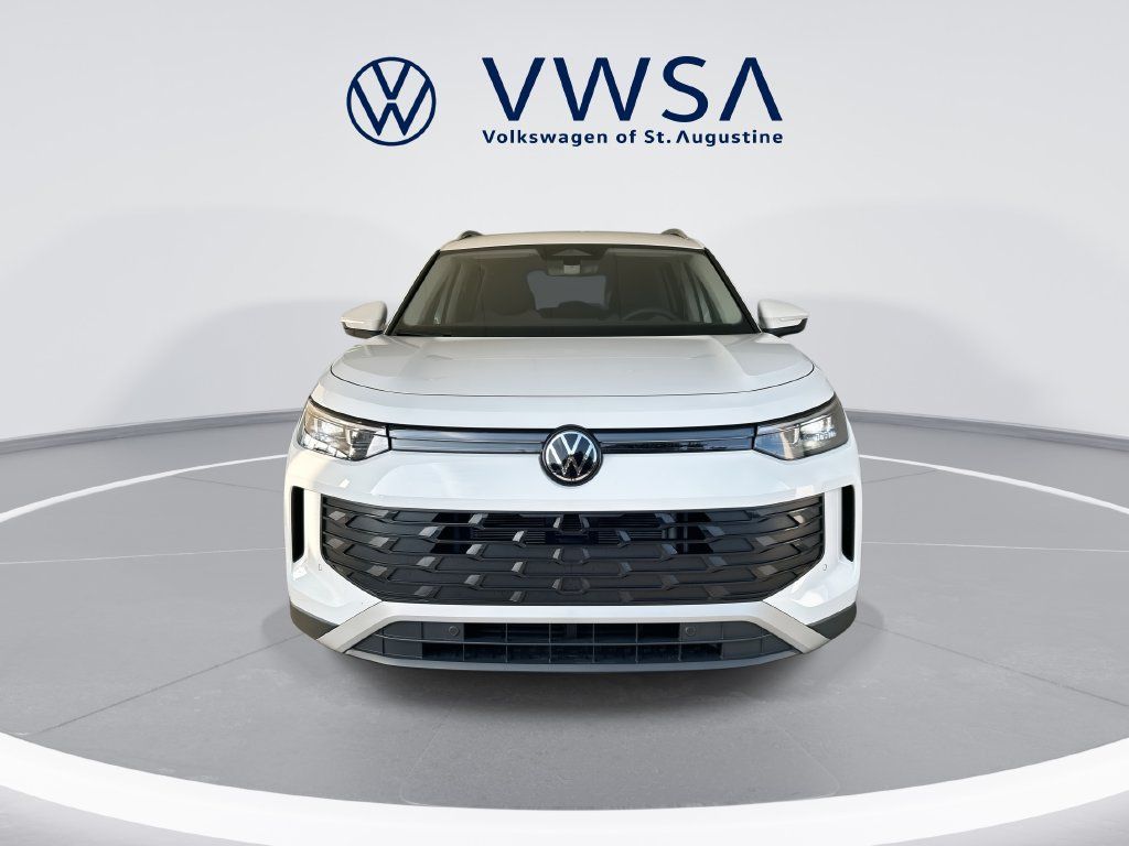 Certified 2026 Volkswagen Tiguan S FWD image 2