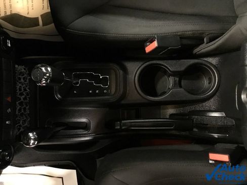 Used 2015 Jeep Wrangler Unlimited Sport w/ Quick Order Package 24S AWD/4WD image 51