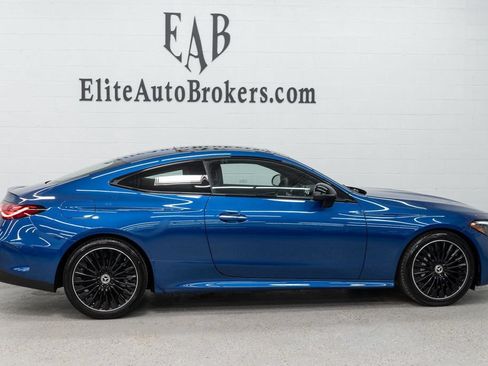 Used 2024 Mercedes-Benz CLE 300 4MATIC Coupe w/ AMG Line image 5