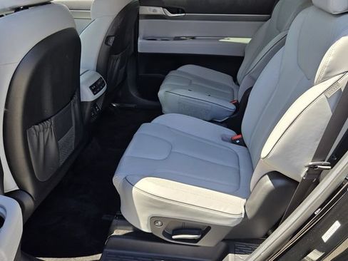Certified 2024 Hyundai Palisade SEL w/ Premium Package AWD/4WD image 11