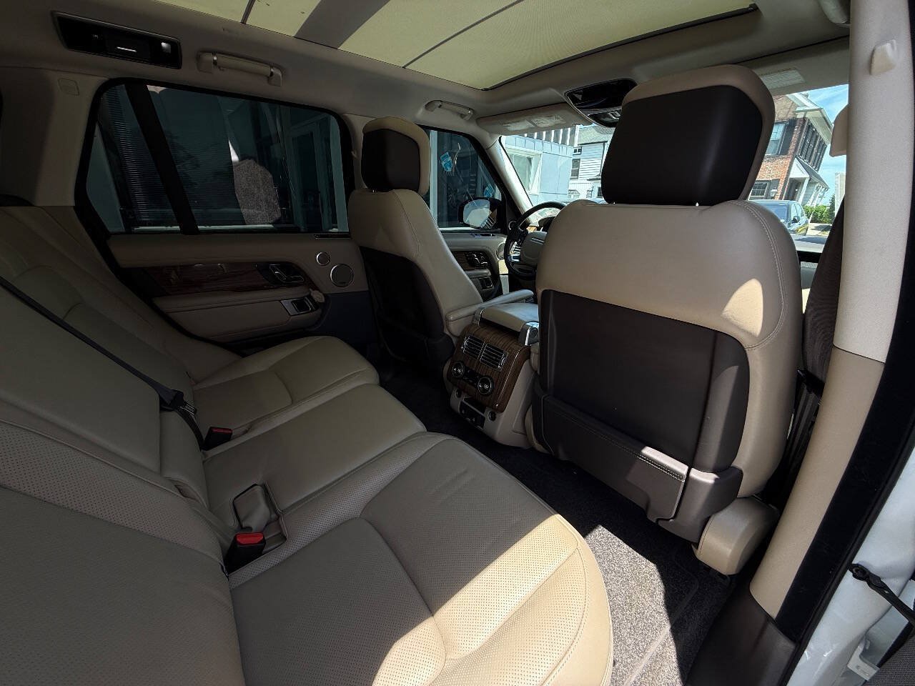 Used 2019 Land Rover Range Rover HSE AWD/4WD image 14