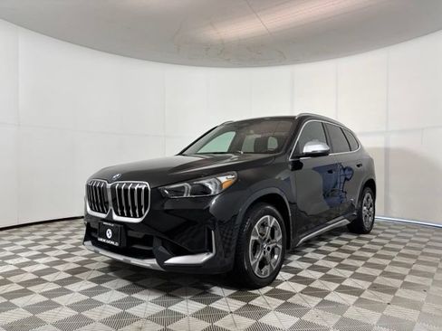 Used 2024 BMW X1 xDrive28i w/ Convenience Package AWD/4WD image 3