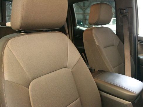 Used 2024 Chevrolet Colorado Trail Boss w/ Technology Package AWD/4WD image 11