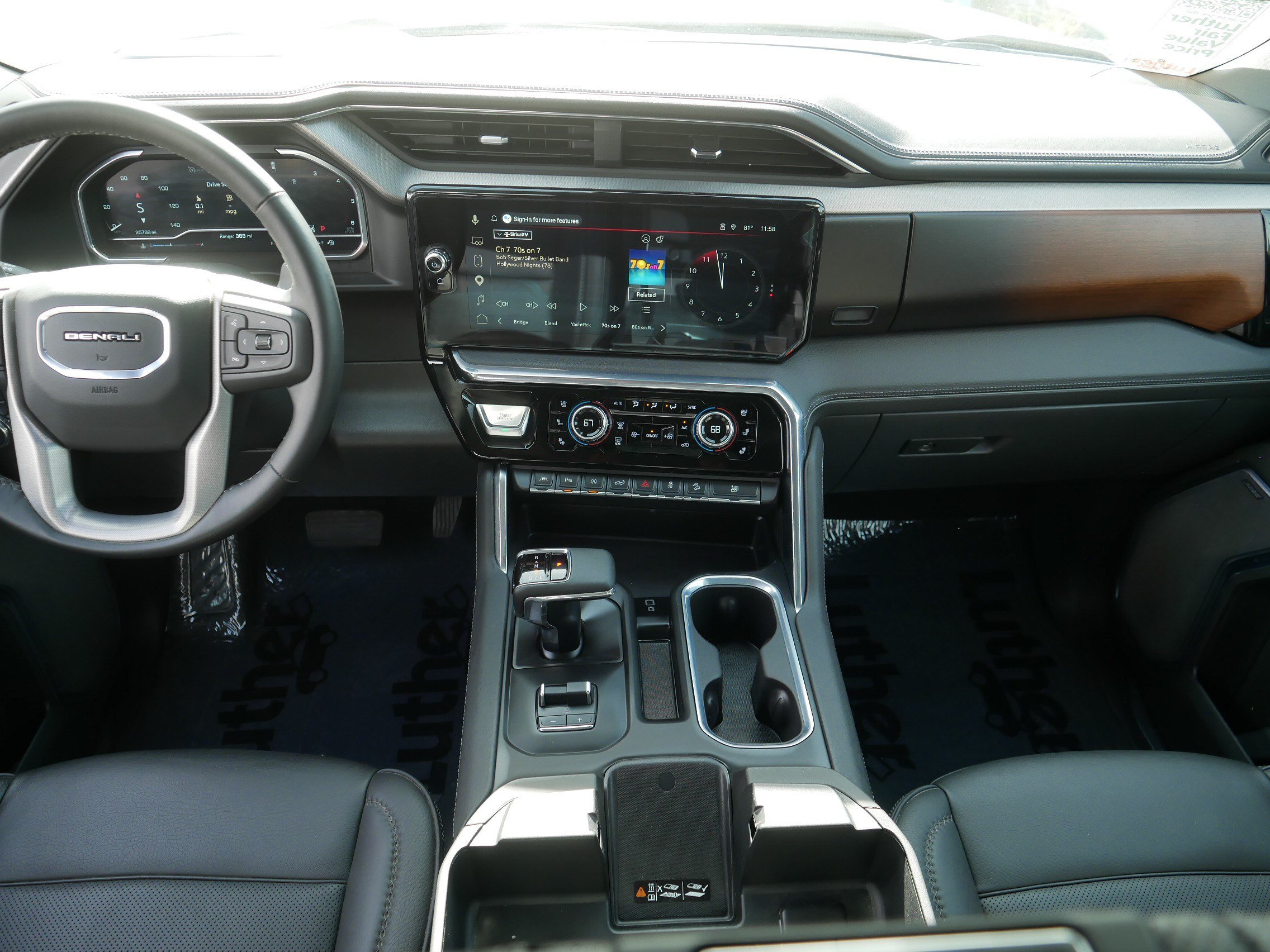 Used 2024 GMC Sierra 1500 Denali w/ Denali Reserve Package AWD/4WD image 10