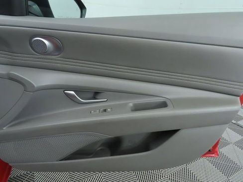 Used 2023 Hyundai Elantra SEL w/ Convenience Package image 26