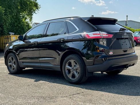 Certified 2022 Ford Edge SEL w/ Sport Appearance Package AWD/4WD image 5
