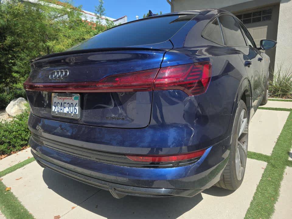 Used 2023 Audi e-tron Prestige w/ Prestige Package AWD/4WD image 4