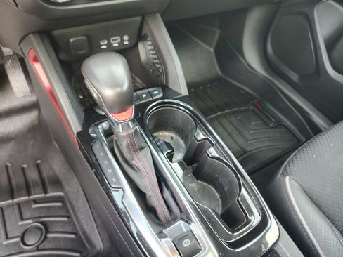 Used 2023 Chevrolet TrailBlazer RS w/ Sun and Liftgate Package AWD/4WD image 13