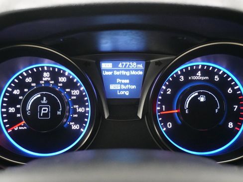 Used 2013 Hyundai Genesis 2.0T image 15