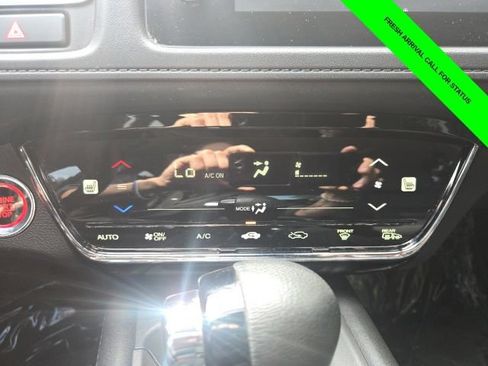 Used 2021 Honda HR-V EX-L image 54