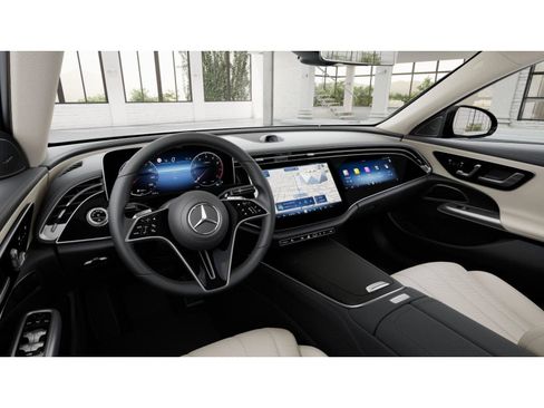 New 2026 Mercedes-Benz E 450 4MATIC Sedan image 3
