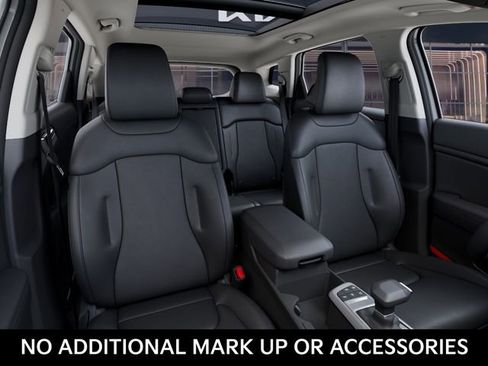 New 2026 Kia Sportage EX FWD image 15