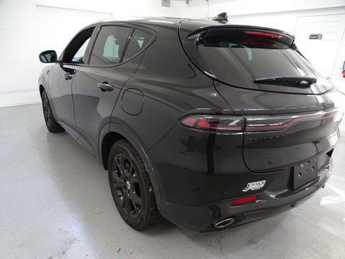 Certified 2024 Dodge Hornet R/T Plus w/ Tech Pack Plus w/o Parking AWD/4WD image 21