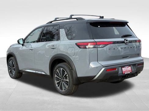 New 2026 Nissan Pathfinder Platinum image 11