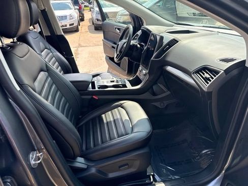 Certified 2024 Ford Edge SEL w/ Convenience Package AWD/4WD image 16