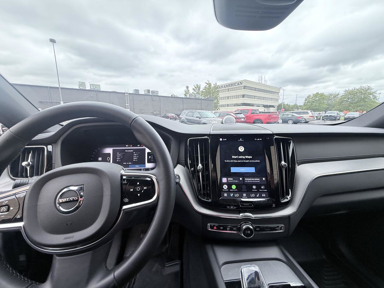 Used 2024 Volvo XC60 T8 Ultimate AWD/4WD image 17