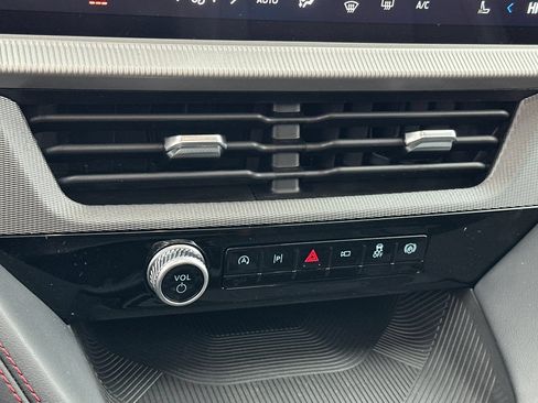New 2026 Ford Explorer ST-Line w/ ST-Line Street Pack AWD/4WD image 18
