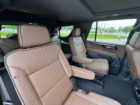 New 2026 Chevrolet Tahoe High Country RWD image 25