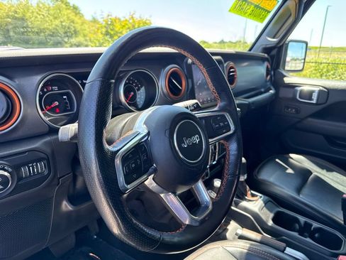 Used 2021 Jeep Gladiator Mojave w/ Uconnect 4C Nav & Sound Group AWD/4WD image 9