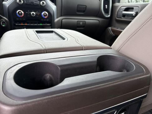 Used 2019 GMC Sierra 1500 SLT w/ SLT Premium Plus Package AWD/4WD image 11