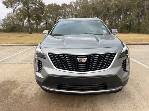 Used 2023 Cadillac XT4 Premium Luxury w/ Cold Weather Package image 11