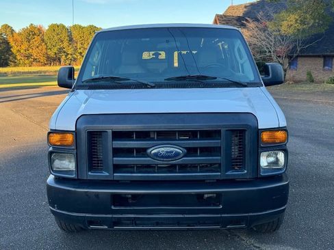 Used 2011 Ford E-250 and Econoline 250 w/ PWR Group image 3
