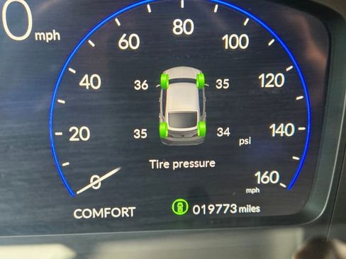 Certified 2024 Acura Integra FWD image 27