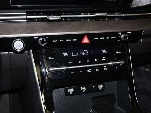 Used 2022 Kia Carnival SX FWD image 25