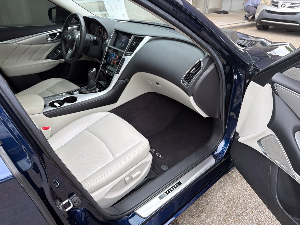Used 2022 INFINITI Q50 Luxe w/ Cargo Package RWD image 29